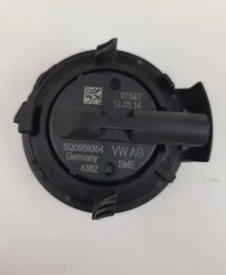 Volkswagen Golf VII Airbag deployment crash/impact sensor 5Q0959354