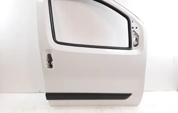 Peugeot Bipper Front door
