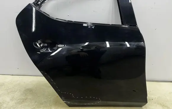 Mazda 3 Rear door BDMT72010