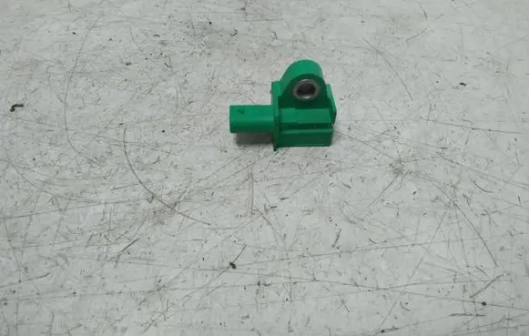 Volkswagen Golf VI Airbag deployment crash/impact sensor 5K0959351