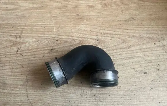 Skoda Superb B5 (3U) Air intake hose/pipe 3B0145834AC