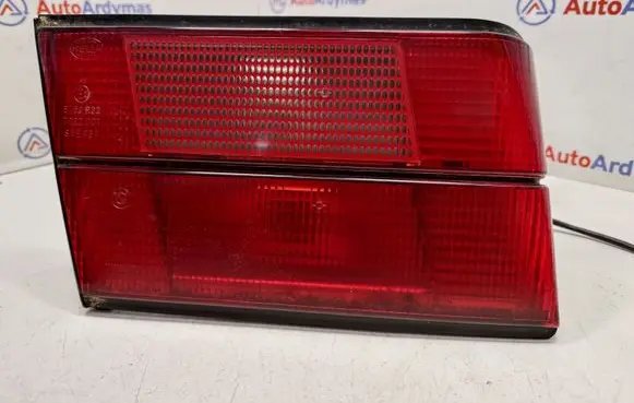 BMW 5 E34 Tailgate rear/tail lights 63211384011