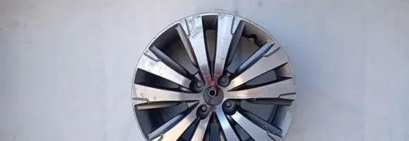 Peugeot 3008 I R17 alloy rim 9802462377