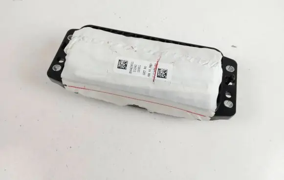 Audi e-tron Passenger airbag 4KE880204D 641873900 0589P1000678