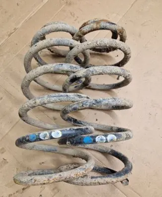 Volkswagen Golf III Front coil spring 1H9411105D SYNCRO