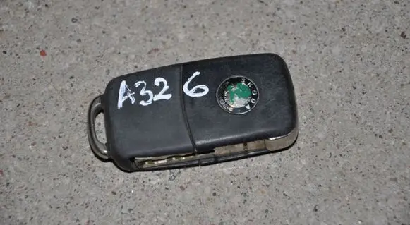 Skoda Octavia Mk1 (1U) Ignition key/card 