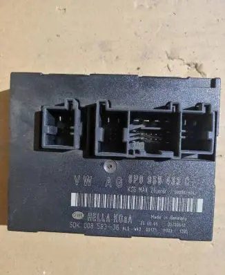 Audi A3 S3 8P Comfort/convenience module 8P0959433C