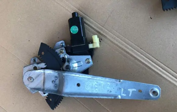 Hyundai Getz Rear door window regulator with motor