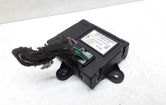 Volvo V70 Door control unit/module 7G9T14B534BF