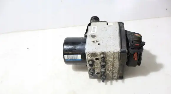 Volkswagen PASSAT B6 ABS Pump