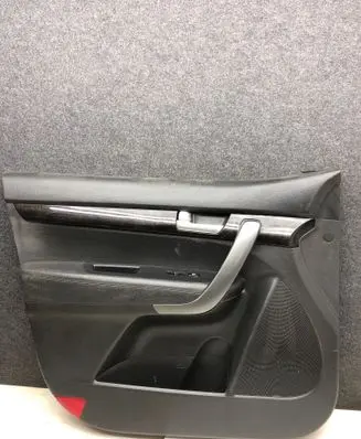 KIA Sorento Front door card panel trim 935752P500VA 20120925 548V556V