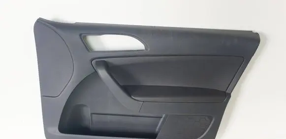 Skoda Yeti (5L) Front door card panel trim 5L186700688 5L1867006