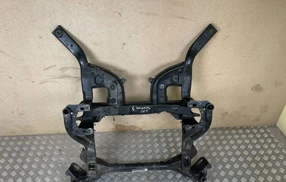 Jaguar XE Front subframe GX735C145AE