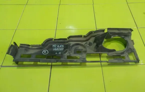 Volvo S60 Intercooler air channel guide 31290775 PP217