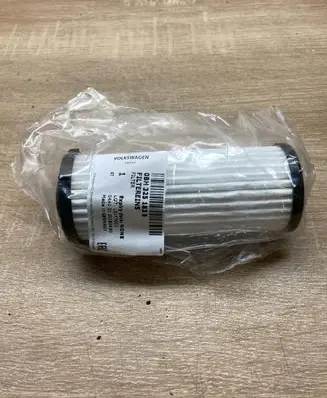Audi A3 S3 8P Oil filter cover 0BH325183B