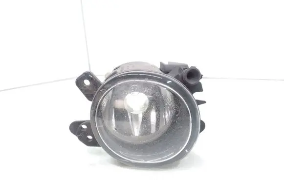 Mercedes-Benz C W204 Front fog light A2518200856