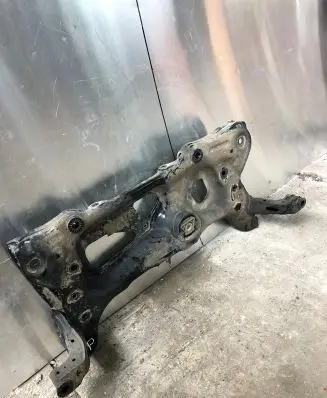Volkswagen Touran III Front subframe 3q0199315d