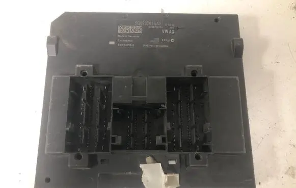 Volkswagen Golf VII Comfort/convenience module 5Q0937084AE