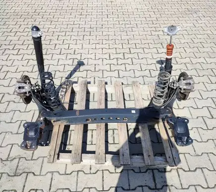 Skoda Octavia Mk3 (5E) Rear axle beam 5Q0501115