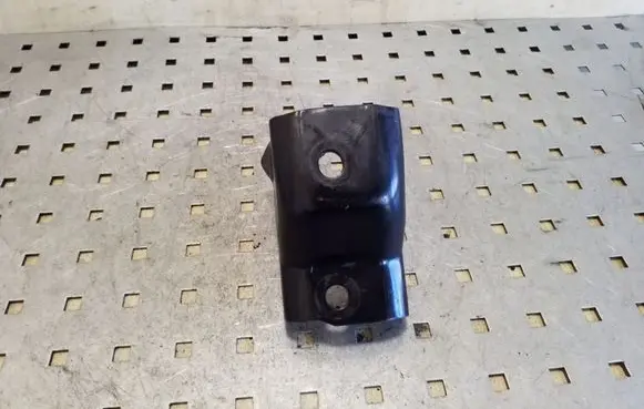 Mitsubishi Outlander Engine mounting bracket