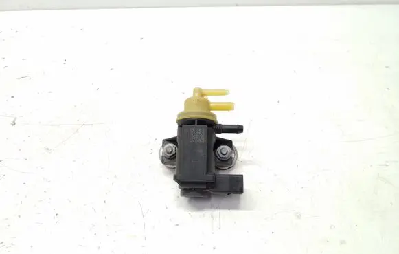 Volkswagen Jetta VI Turbo solenoid valve 1K0906627B