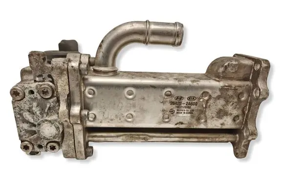 Hyundai i30 EGR valve cooler 284202A600 16C210086