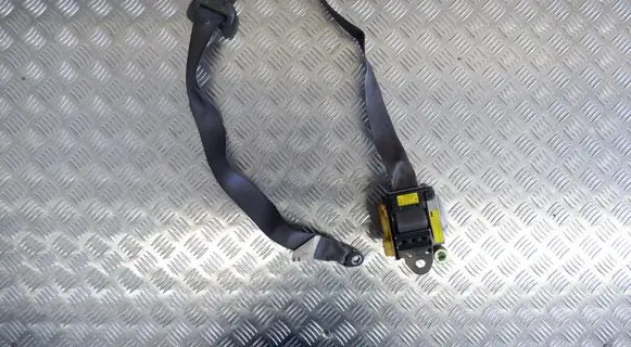 Toyota Land Cruiser (J120) Front seatbelt 7321060540B0