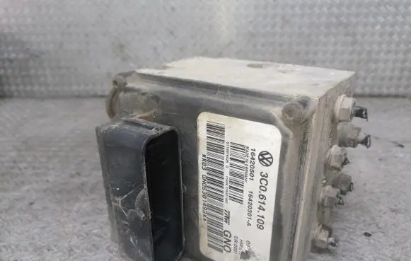 Volkswagen PASSAT B6 ABS Pump FQ71040487DEB 3C0614109