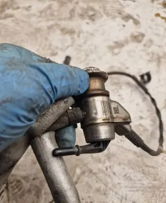 Volkswagen Touareg II AdBlue injector 0444025025 790415014321