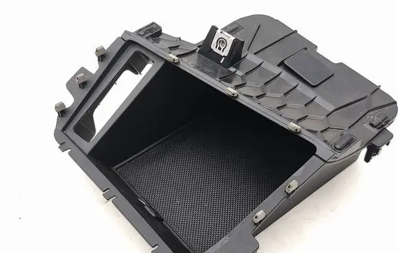 Audi Q3 F3 Glove box central console 83C857925