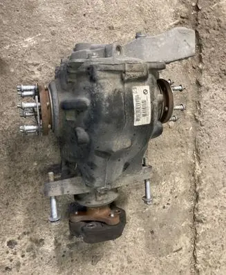 BMW X1 E84 Rear differential 7566185
