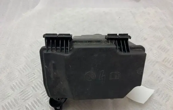 Mercedes-Benz GLC X253 C253 Fuse box set A2135400124 A2055402428