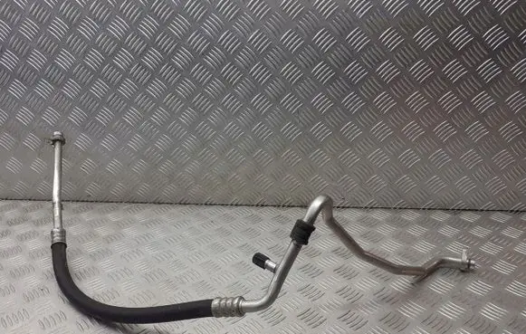 Nissan Note (E11) Air conditioning (A/C) pipe/hose
