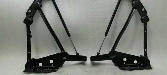 Dodge Viper Tailgate/trunk/boot hinge 04865619AB