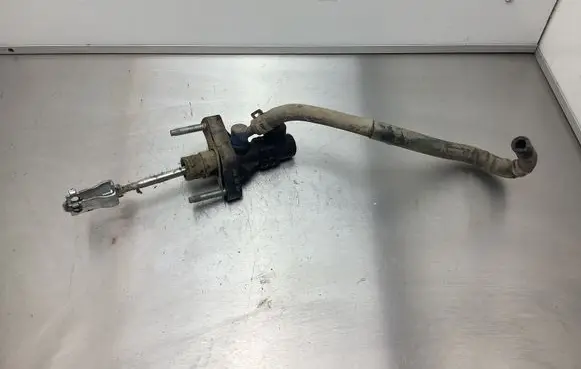 Toyota Avensis T250 Master brake cylinder 3460704