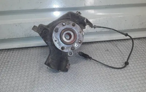 Opel Corsa D Front wheel hub spindle knuckle 