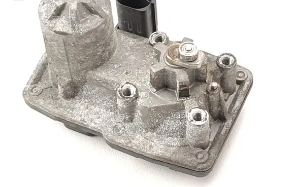 Volkswagen Crafter EGR valve 523901020