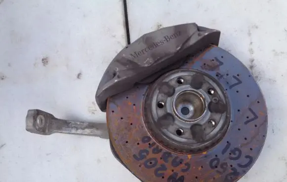 Mercedes-Benz C W205 Front wheel hub spindle knuckle a2054110022
