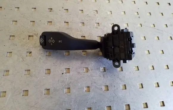 BMW X3 E83 Indicator stalk 8363668M