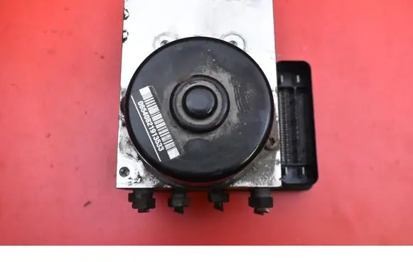 Volvo XC90 ABS Pump P08671225