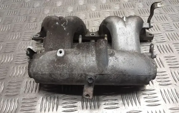 Toyota Prius (XW20) Intake manifold