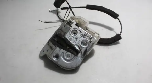 Mazda 5 Rear door lock 