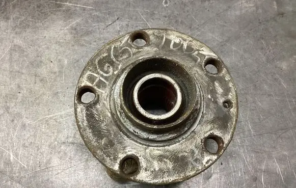 Audi A6 S6 C6 4F Rear wheel hub