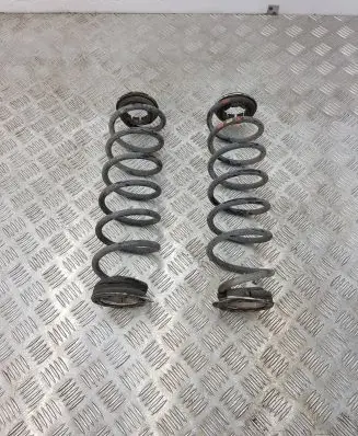 Peugeot 2008 II Rear coil spring