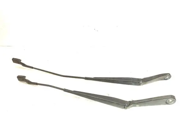 Jaguar XE Front wiper blade arm GX7317527BC GX7317527AC
