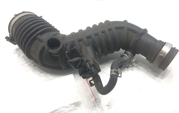 Nissan Qashqai Air intake hose/pipe