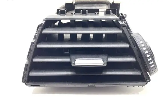 BMW 4 F32 F33 Rear air vent grill 9218549