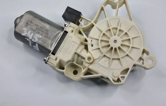Volkswagen Tiguan Allspace Front door window regulator motor 80A959802