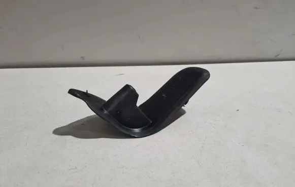 Jaguar XJ X351 Fender mounting bracket AW9316G033