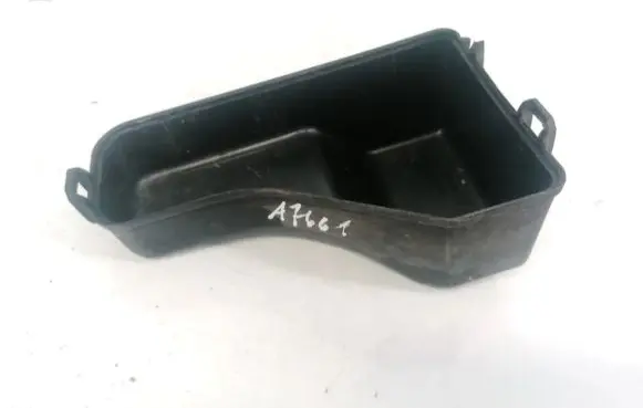 Toyota Corolla Verso AR10 Fuse box cover